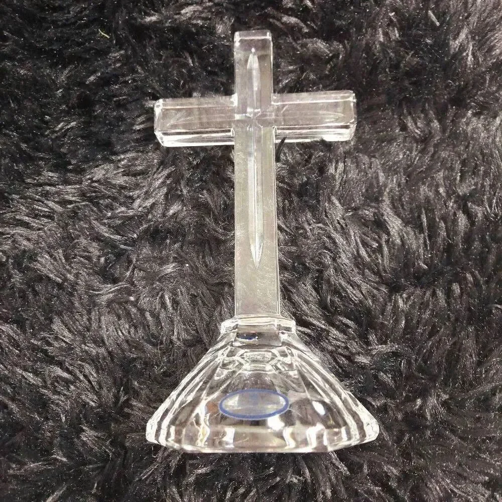 Imperial Estate Crystal Cross / Crucifix 24% Lead Crystal 8